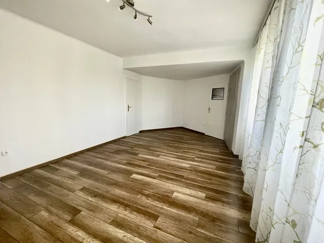 Kiadó lakás Budapest XI. kerület, Október huszonharmadika utca 33 nm