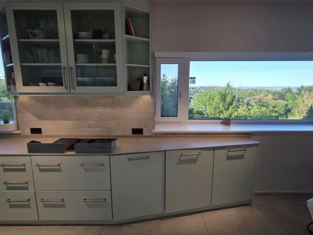 Kiadó lakás Budapest XII. kerület, Trencséni utca 130 nm