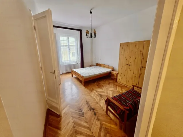 Kiadó lakás Budapest VIII. kerület, Üllői út 90 nm