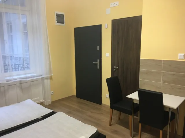 Kiadó lakás Budapest IX. kerület, Belső Ferencváros, Bakáts tér 20 nm