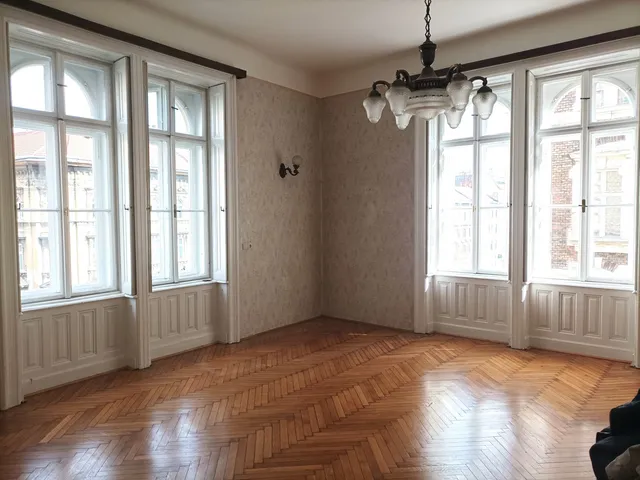Kiadó lakás Budapest VIII. kerület, József körút 127 nm