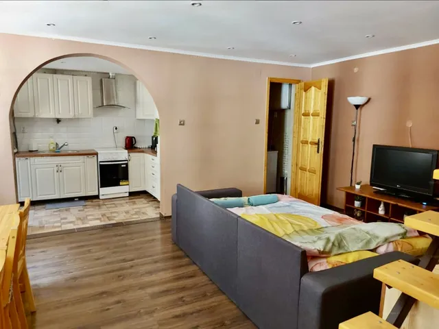 Kiadó lakás Budapest VIII. kerület, Kiss József utca 110 nm