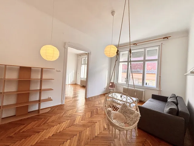 Kiadó lakás Budapest V. kerület, Falk Miksa utca 80 nm