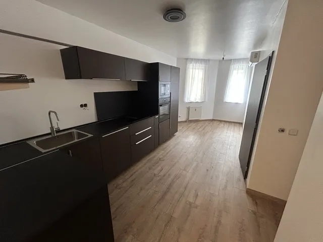 Kiadó lakás Budapest VII. kerület 78 nm