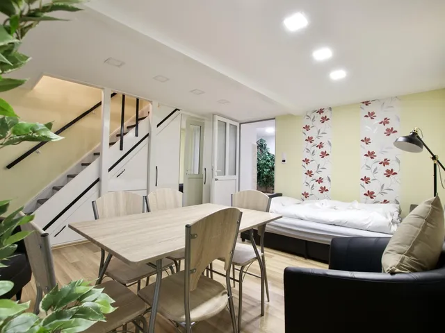 Kiadó lakás Budapest V. kerület, Zoltán utca 58 nm