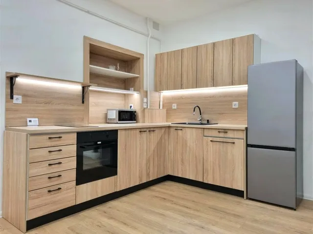 Kiadó lakás Budapest VIII. kerület 94 nm