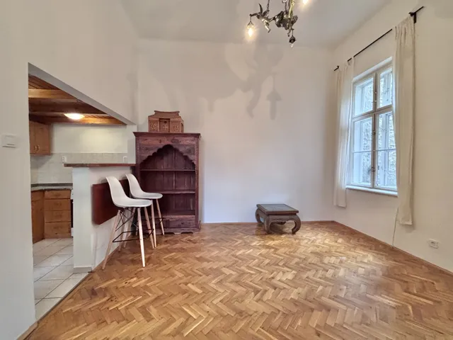 Kiadó lakás Budapest VI. kerület, Nagymező utca 41 nm