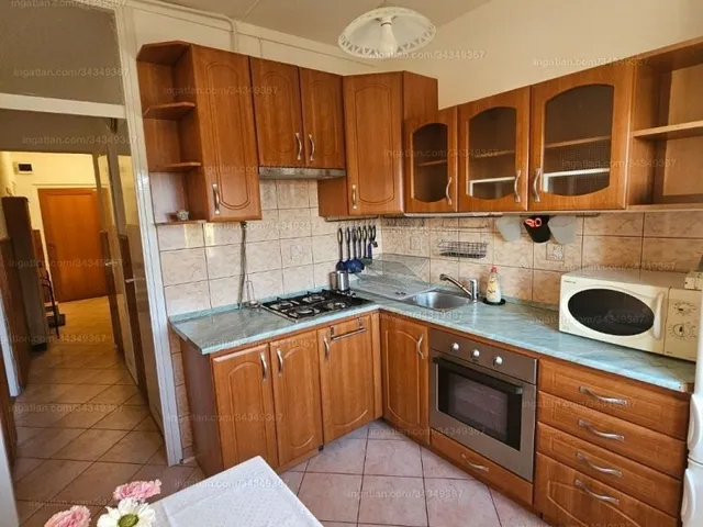 Kiadó lakás Budapest XV. kerület, Kőrakás park 64 nm