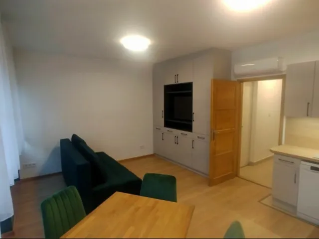 Kiadó lakás Budapest IV. kerület, Szent László tér 36 nm