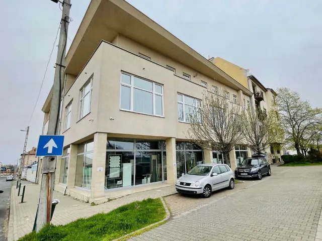 Kiadó kereskedelmi és ipari ingatlan Budapest IX. kerület 2000 nm