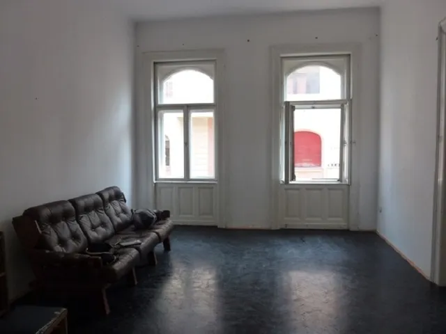 Kiadó lakás Budapest VII. kerület, Kertész utca 98 nm