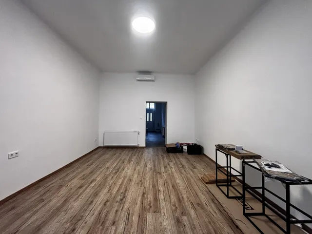 Kiadó lakás Budapest VIII. kerület, Vas utca 38 nm