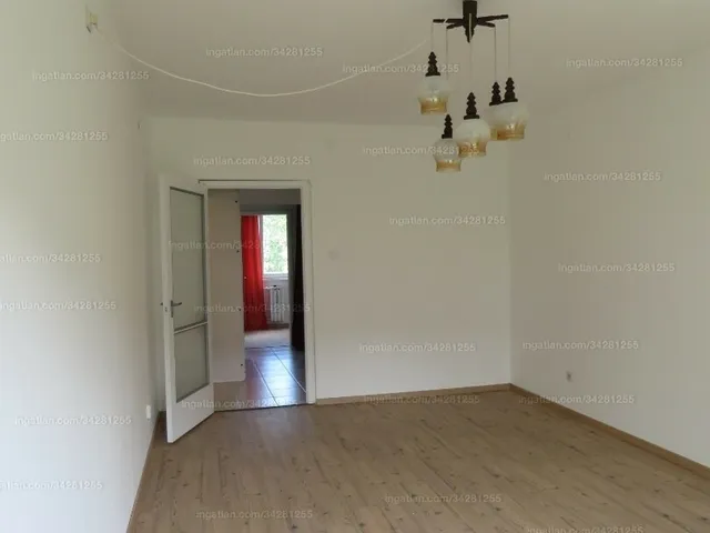 Kiadó lakás Budapest III. kerület, Bálint György utca 57 nm