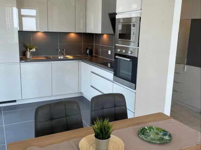 Kiadó lakás Budapest XI. kerület 73 nm