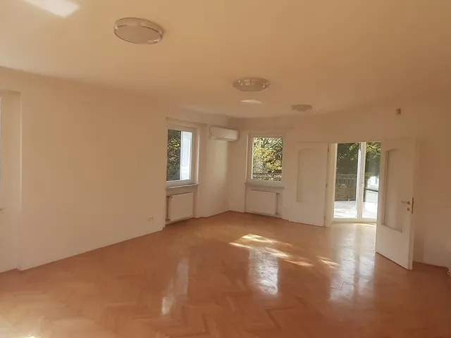 Kiadó lakás Budapest XII. kerület, Mártonhegy 180 nm