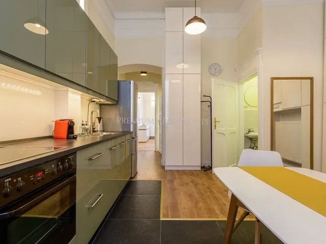 Kiadó lakás Budapest V. kerület, Lipótváros, Kossuth Lajos utca 68 nm