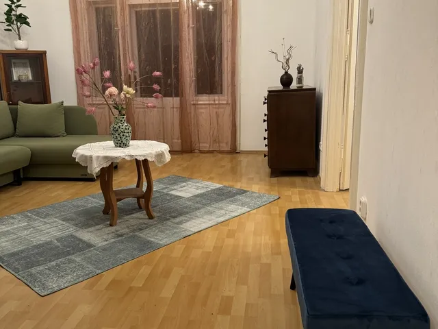 Kiadó lakás Budapest VI. kerület, Bajnok utca 68 nm