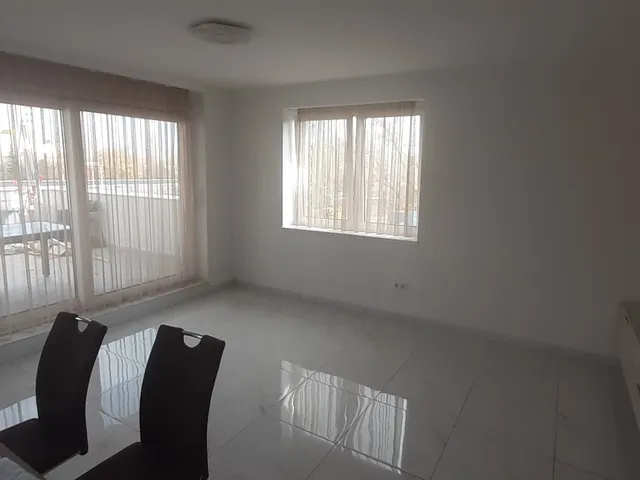 Eladó lakás Budapest XV. kerület, Rákospalota 160 nm