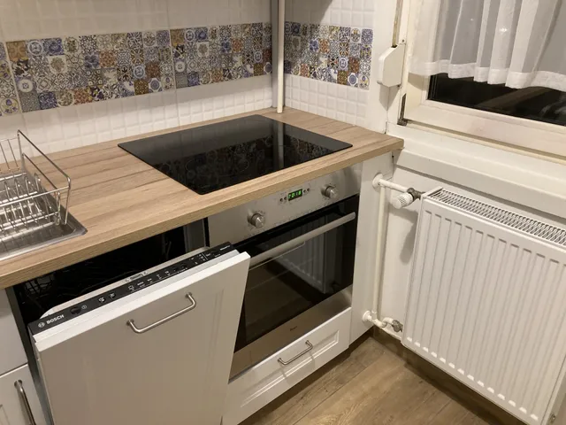 Kiadó lakás Budapest III. kerület, Amfiteátrum utca 50 nm