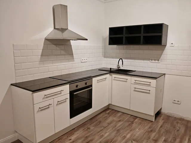 Kiadó lakás Budapest XII. kerület, Alkotás utca 76 nm