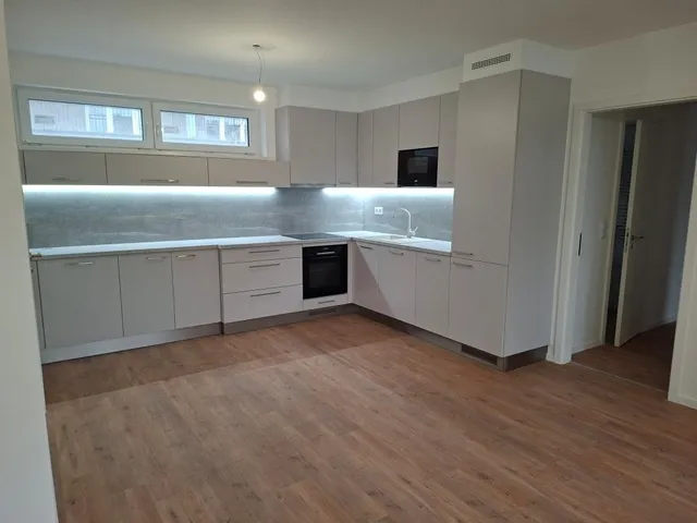 Kiadó lakás Budapest XIII. kerület, Szabolcs utca 82 nm