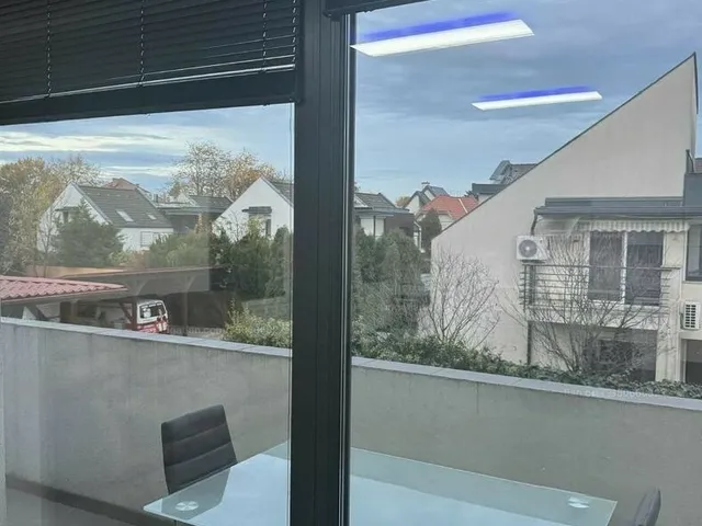 Kiadó lakás Budapest III. kerület, Batthyány utca 120 nm