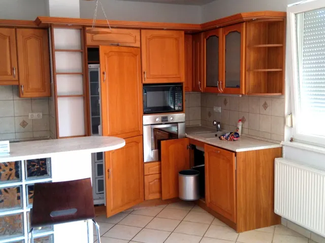 Kiadó lakás Budapest XI. kerület, Rahó utca 75 nm