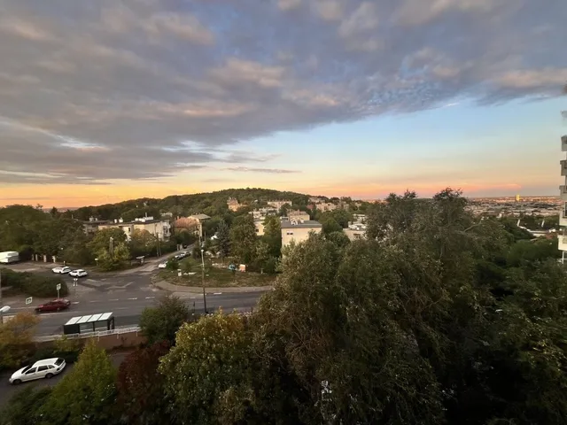 Kiadó lakás Budapest XII. kerület, Istenhegyi út 71 nm