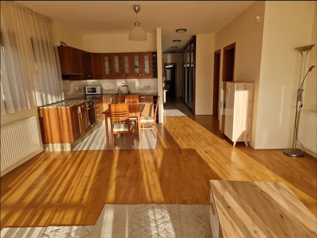 Kiadó lakás Budapest XI. kerület 124 nm