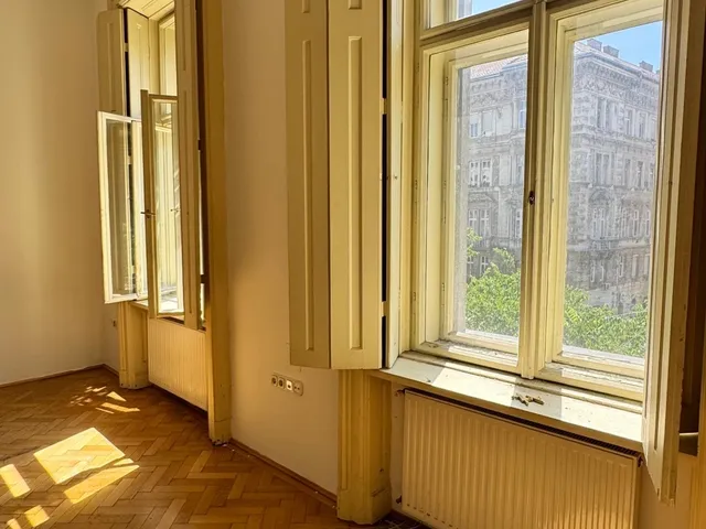 Kiadó lakás Budapest VI. kerület, Teréz körút 80 nm