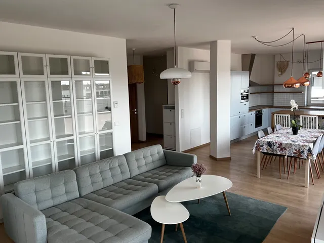 Kiadó lakás Budapest IX. kerület, Vágóhíd utca 109 nm