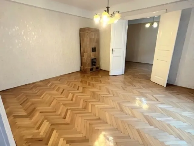 Kiadó lakás Budapest XII. kerület, Csörsz utca 75 nm