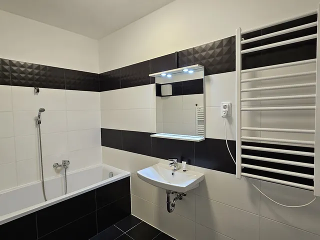 Kiadó lakás Budapest XIII. kerület, Szegedi út 46 nm