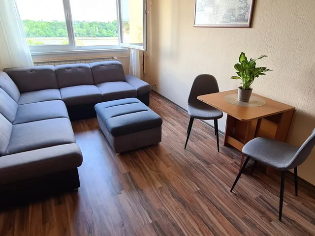 Kiadó lakás Budapest III. kerület, Lajos utca 48 nm