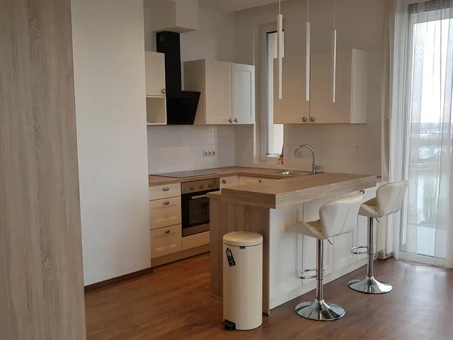 Kiadó lakás Budapest XI. kerület 95 nm