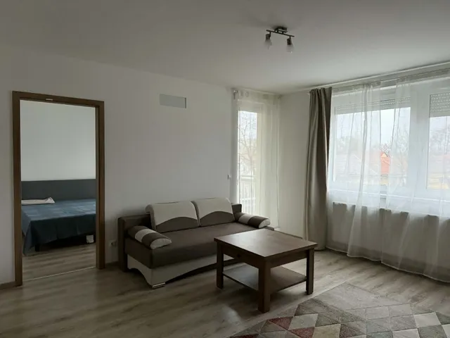 Kiadó lakás Budapest X. kerület, Makk utca 45 nm