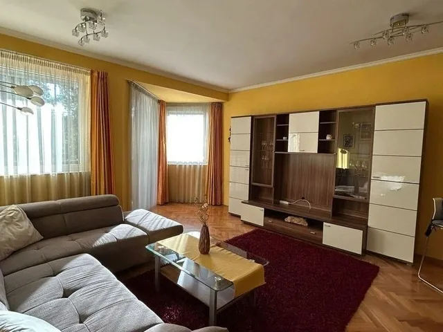 Kiadó lakás Budapest XIV. kerület, Mogyoródi út 71 nm