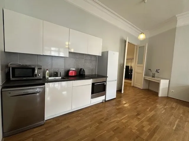 Kiadó lakás Budapest VII. kerület, Károly körút 78 nm