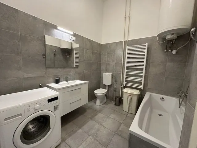 Kiadó lakás Budapest VII. kerület, Károly körút 78 nm