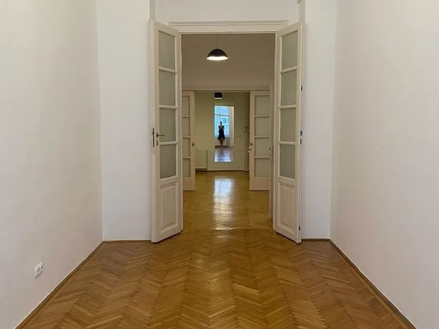 Kiadó lakás Budapest V. kerület, Reáltanoda utca 63 nm