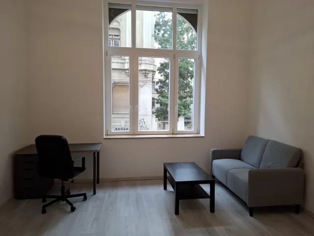 Kiadó lakás Budapest IX. kerület, Boráros tér 40 nm
