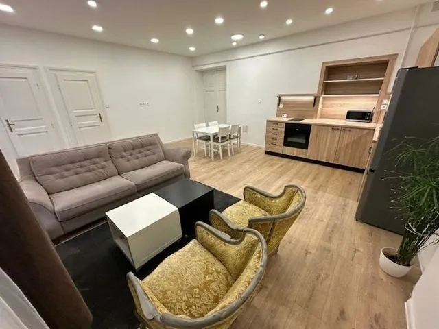 Kiadó lakás Budapest VIII. kerület, Tisztviselőtelep 94 nm