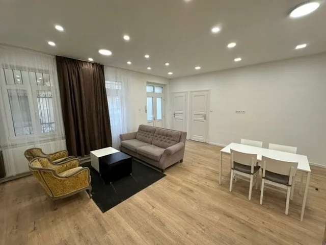 Kiadó lakás Budapest VIII. kerület, Tisztviselőtelep, Vajda Péter utca 94 nm