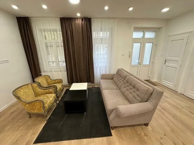 Kiadó lakás Budapest VIII. kerület, Tisztviselőtelep, Vajda Péter utca 94 nm