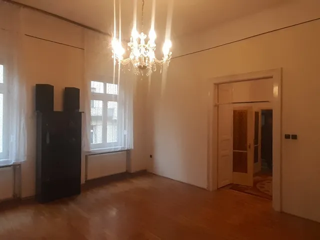 Kiadó lakás Budapest VI. kerület 85 nm