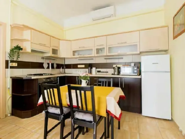 Kiadó lakás Budapest VI. kerület, Bajcsy-Zsilinszky út 55 nm