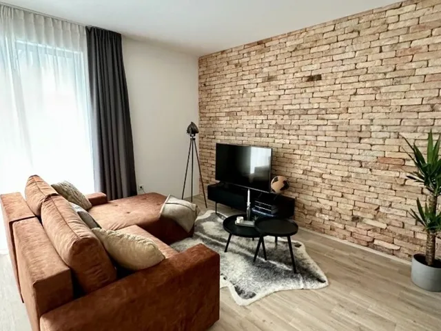 Kiadó lakás Budapest VI. kerület, Csengery utca 42 nm