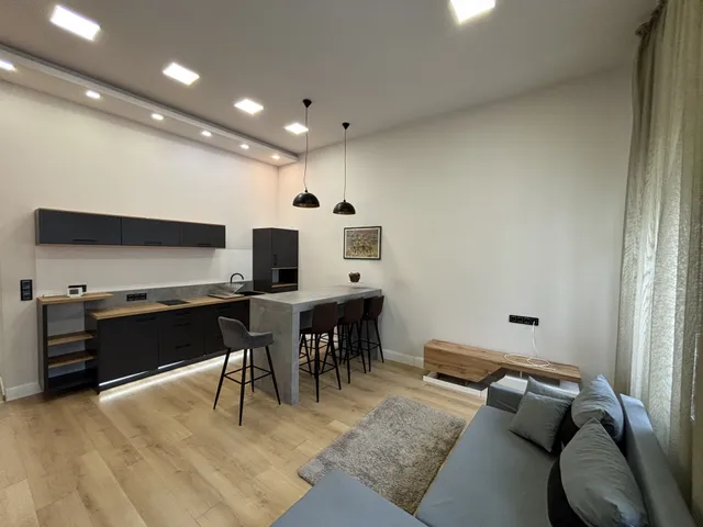 Kiadó lakás Budapest VI. kerület, Szófia utca 75 nm