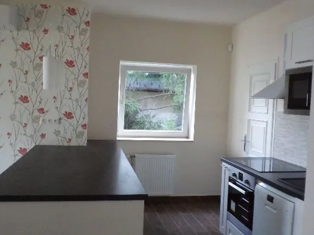 Kiadó lakás Budapest II. kerület, Szalamandra köz 80 nm