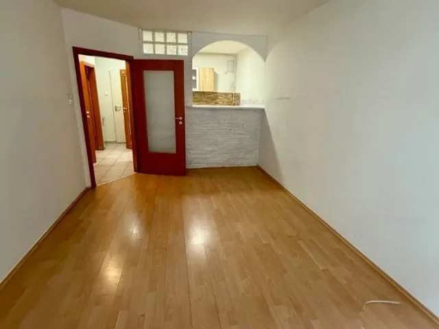 Kiadó lakás Budapest IX. kerület, Liliom utca 44 nm